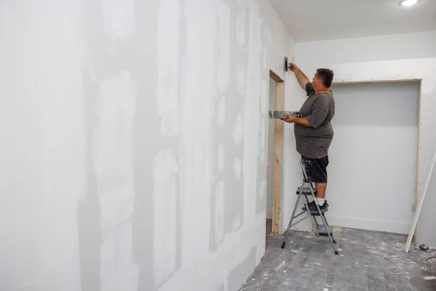 Mold Remediation for Vacation Homes in Midfield, AL